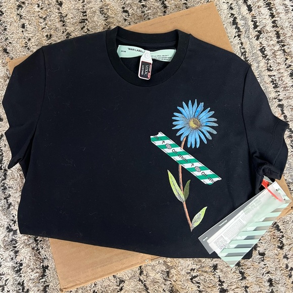 Off-White Tops - OFF-WHITE TEE, BLACK SIZE SMALL